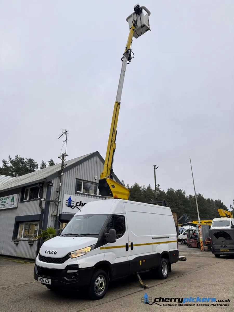 Iveco Daily Access Platform Cherry Picker - Image 3