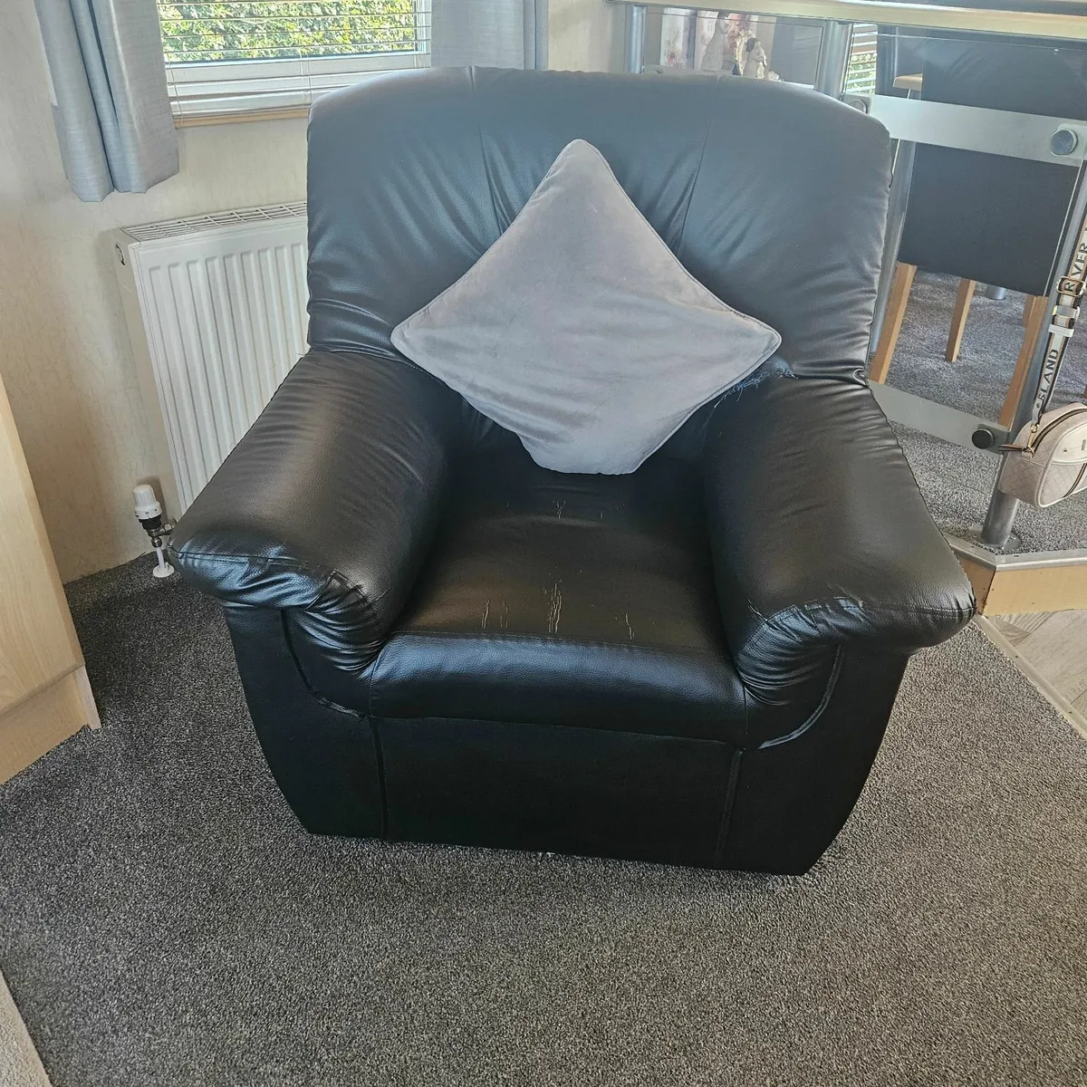 Couches - Image 3