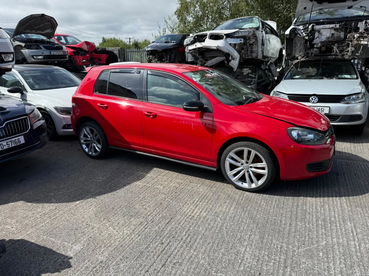 2012 VW GOLF BREAKING