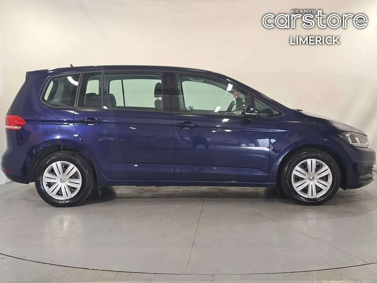 Volkswagen Touran 1.4 Tfsi Auto  7 Seats  Comfort - Image 2