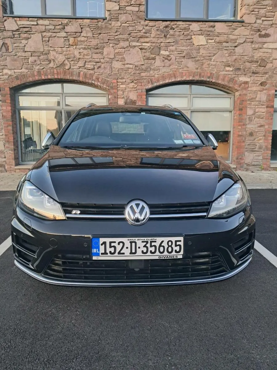 2015 Mk 7 Volkswagen Golf R Estate. 300BHP Auto - Image 3