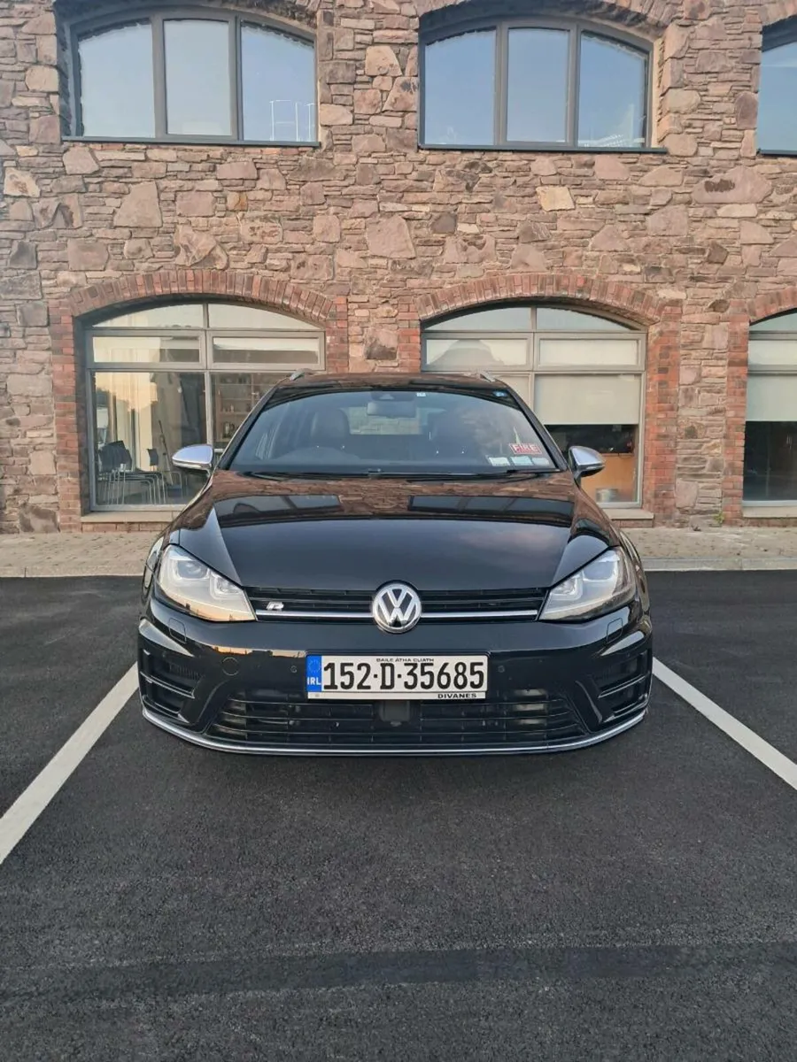 2015 Mk 7 Volkswagen Golf R Estate. 300BHP Auto - Image 4