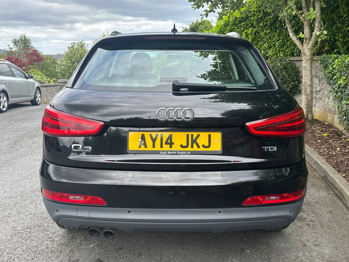 Audi Q3 2014 - Image 4