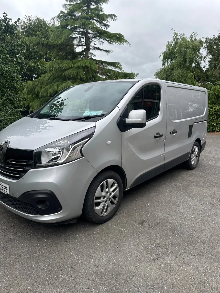Renault trafic sport SWB *no vat* - Image 3