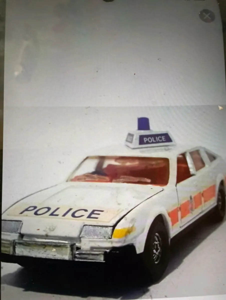 CORGI JUNIOR ROVER 3500 POLICE DIE-CAST MODEL CAR - Image 3
