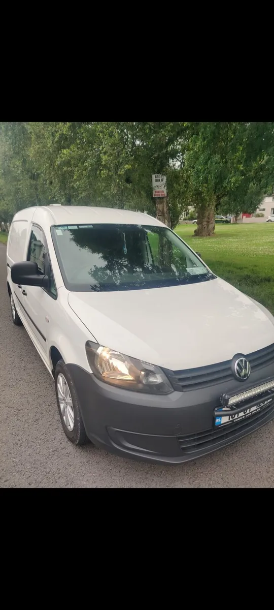 Volkswagen Caddy Maxi - Image 1