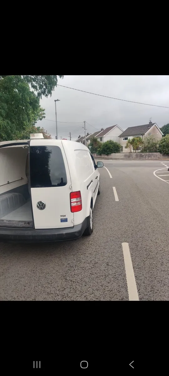 Volkswagen Caddy Maxi - Image 4