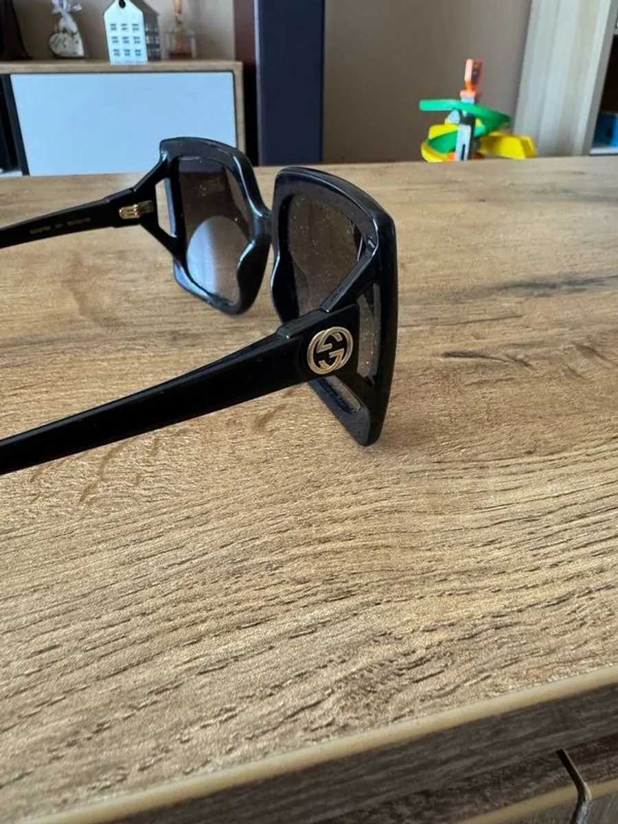 gucci sunglasses - Image 3