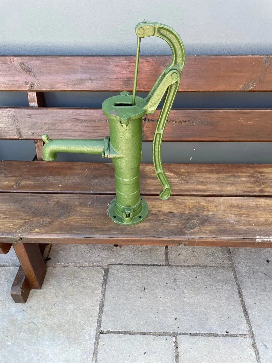 Cast iron water tap