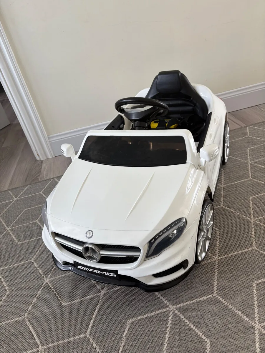 Mercedes ride on car - Image 3