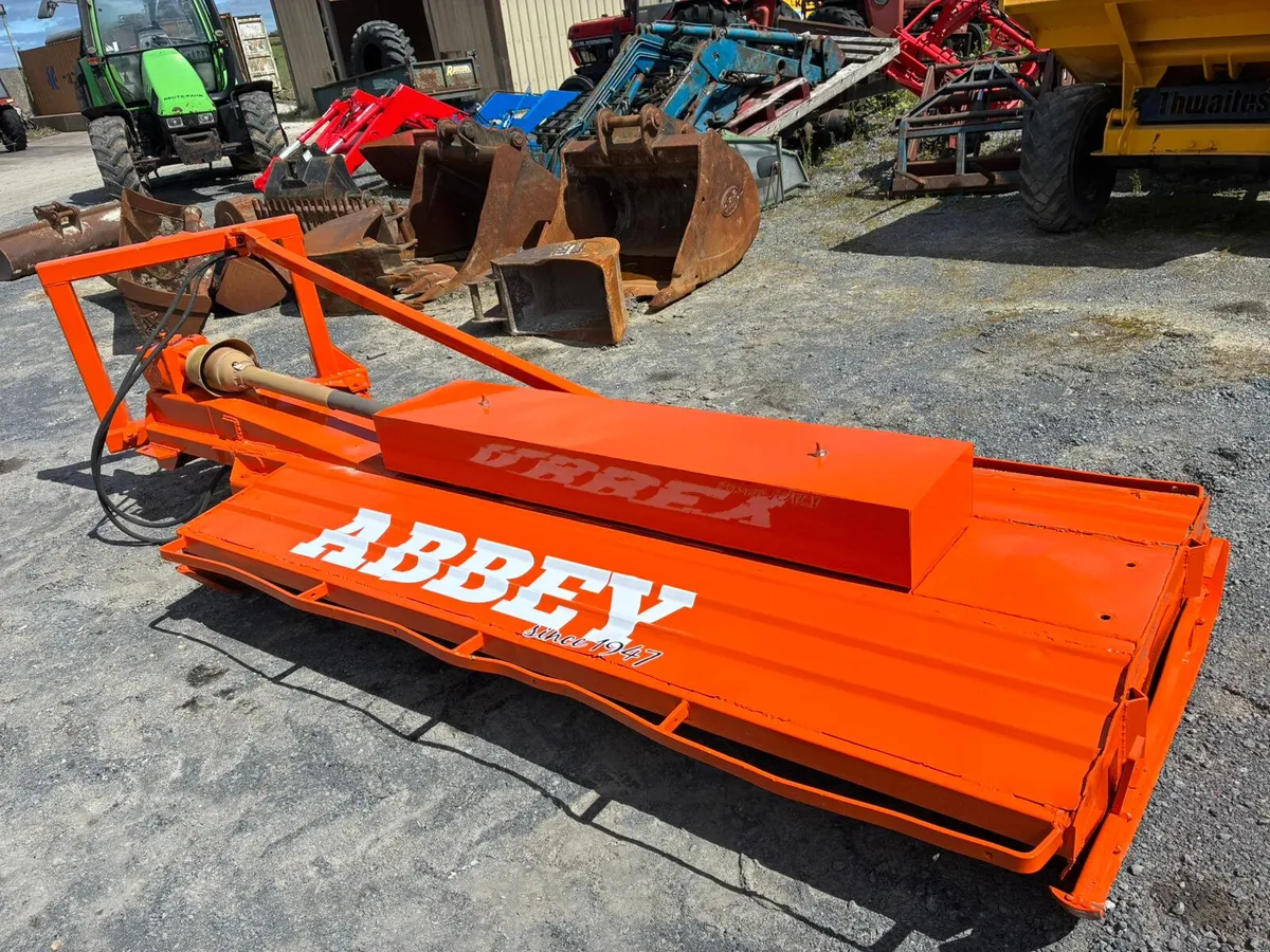 Abbey Topper - Image 1