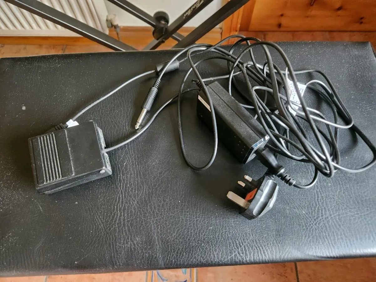 Roland FP30X Digital Piano - Image 2