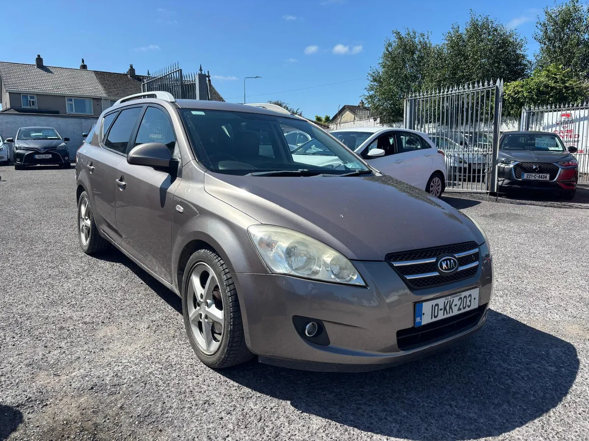 Kia Ceed 2010  KIA  CEED  EST  READ  AD - Image 1