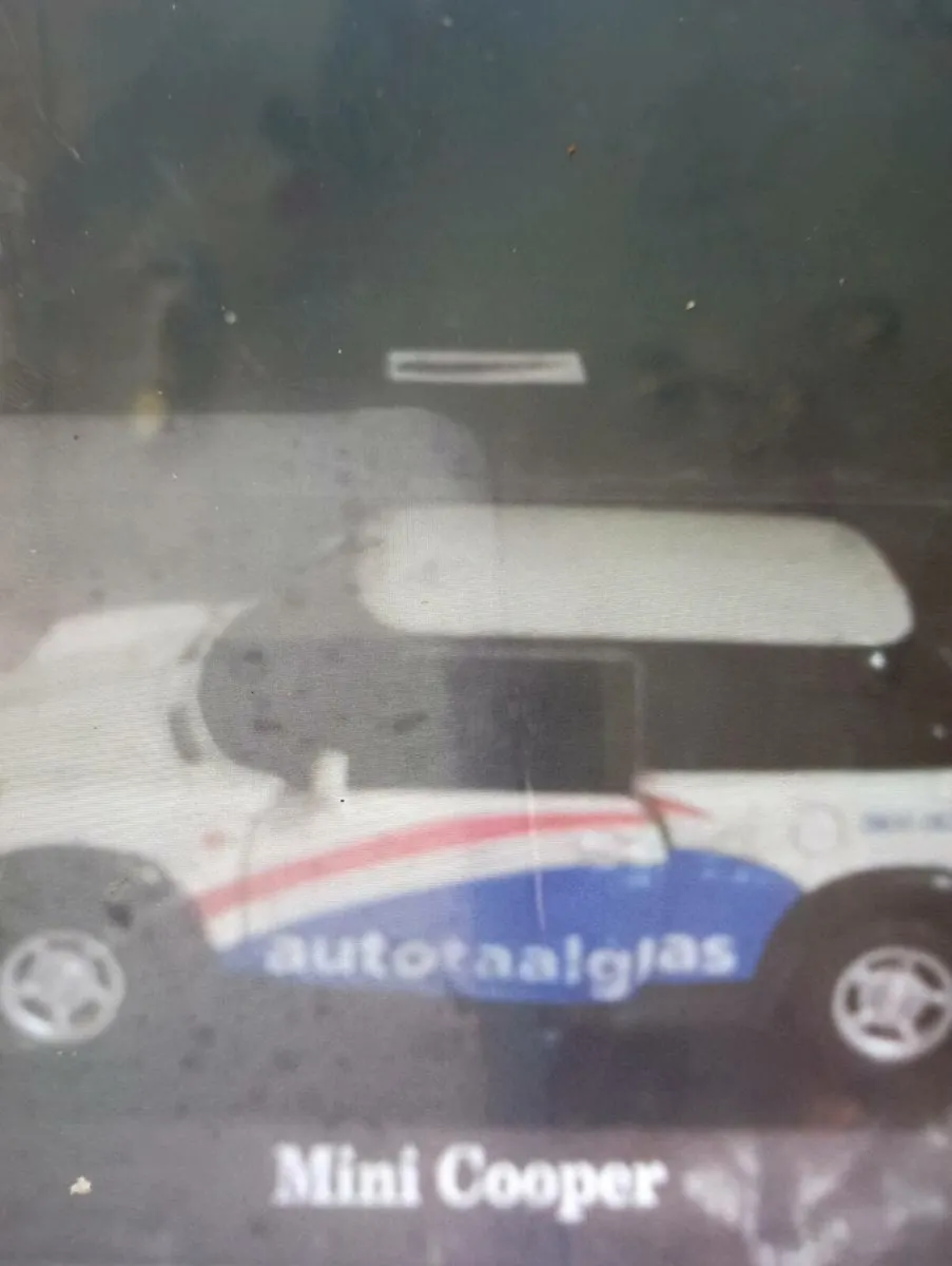 WELLY MINI COOPER AUTOTAALGLAS DIE -CAST MODLE CAR - Image 2