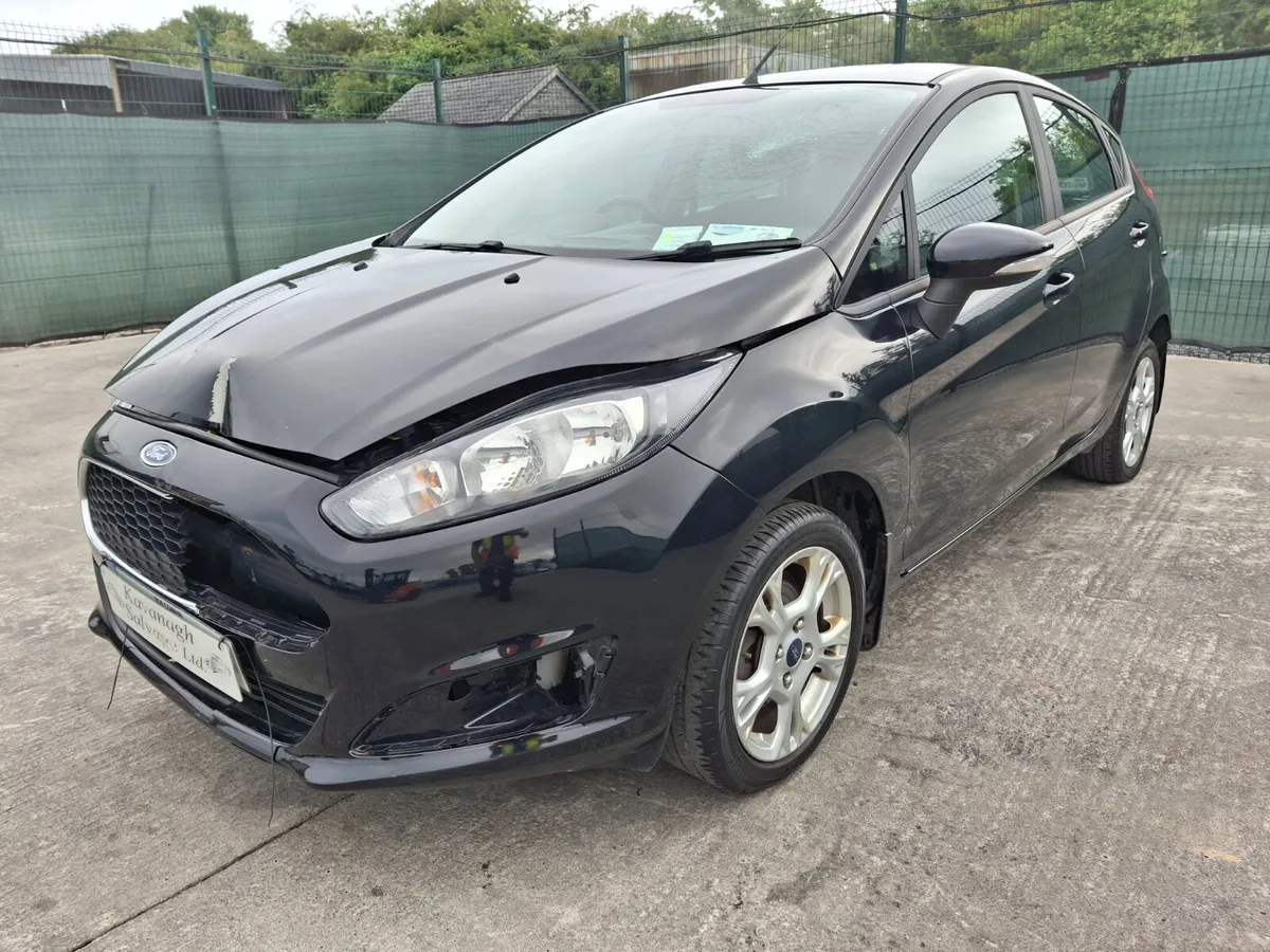 162 Ford Fiesta very light damage - Image 4
