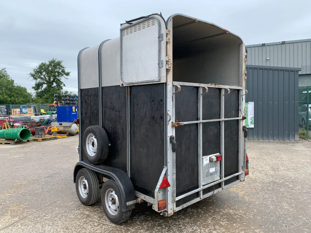 IFOR WILLIAMS HB510 HORSEBOX FOR AUCTION - NAAS - Image 3