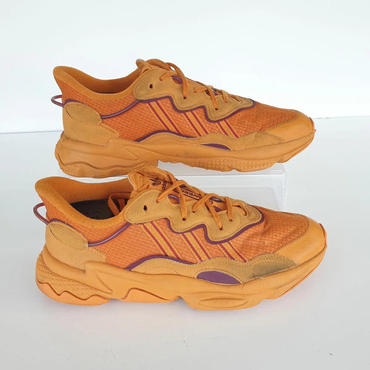 adidas Ozweggo trainers size 10 - Image 3