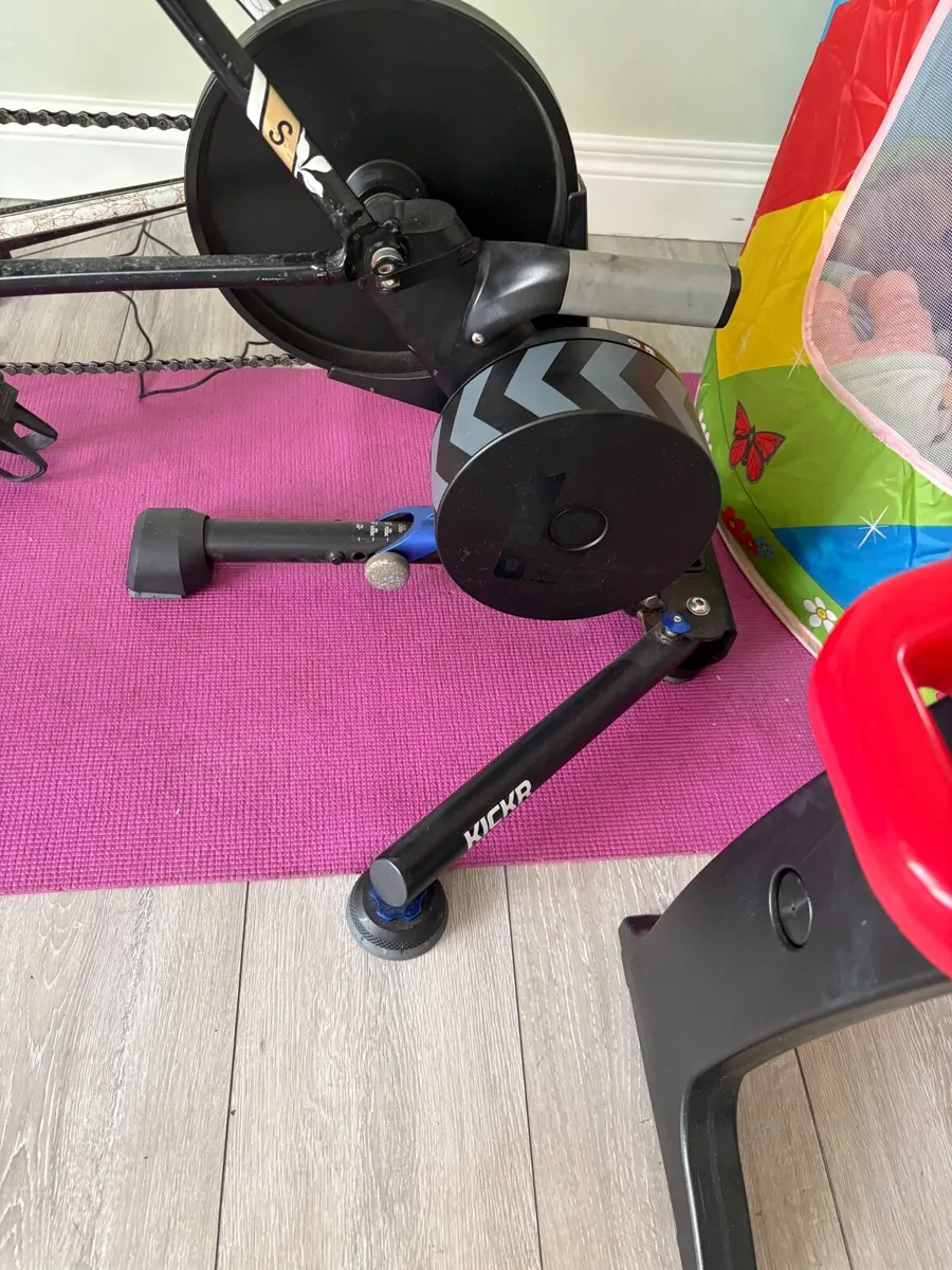 Wahoo Kickr and Wahoo stand - Image 3