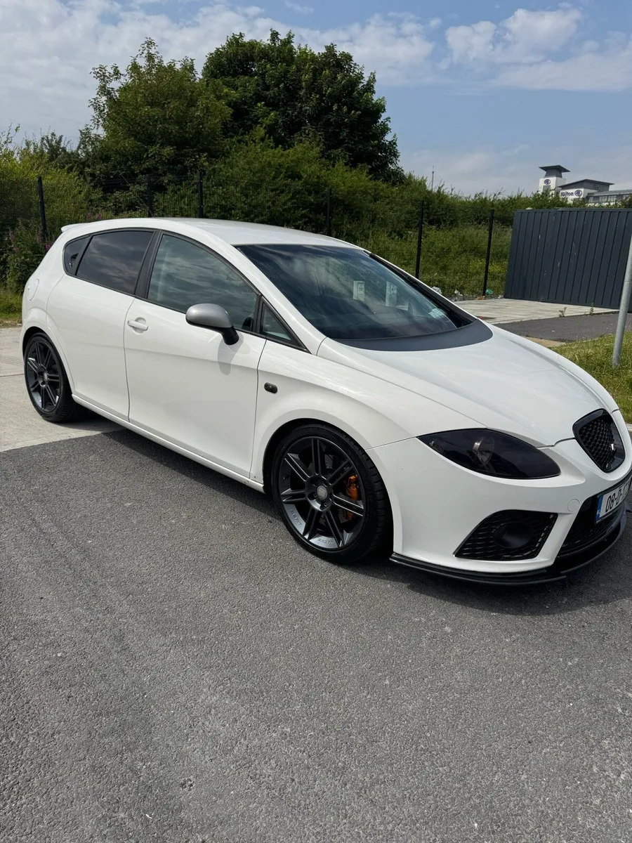 Seat Leon FR 2 litre Turbo Petrol 290BHP - Image 1