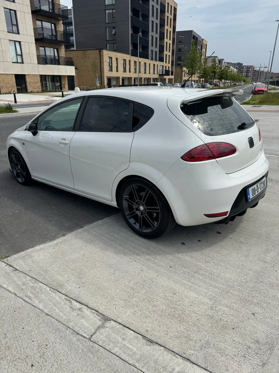 Seat Leon FR 2 litre Turbo Petrol 290BHP - Image 4