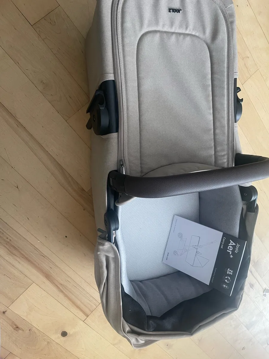 Carrycot - Image 4