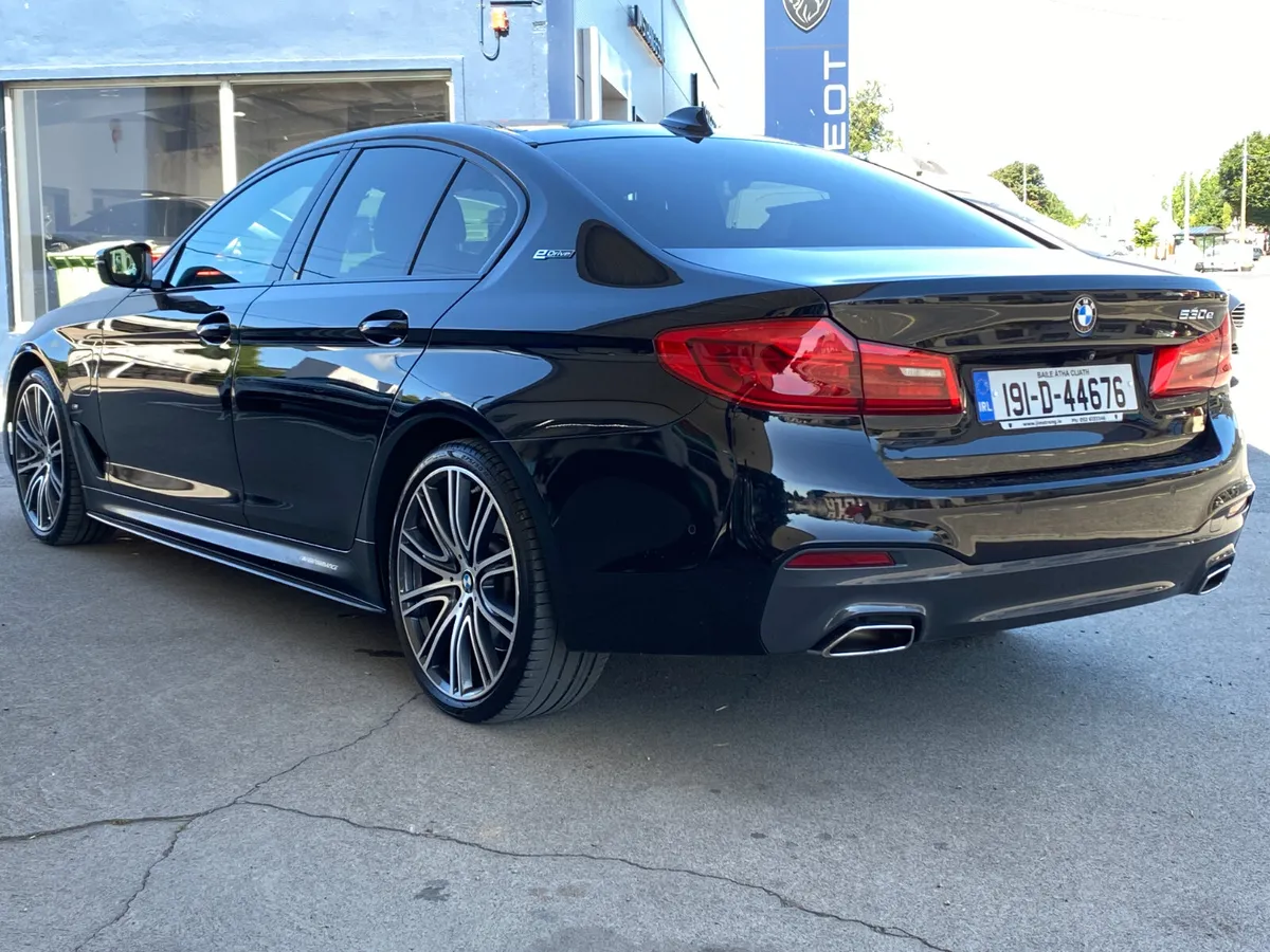 BMW 530e M Sport Auto Petrol/Plug-In Hybrid - Image 3