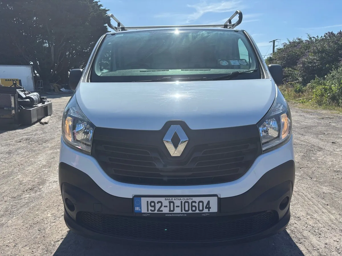 Renault traffic - Image 2