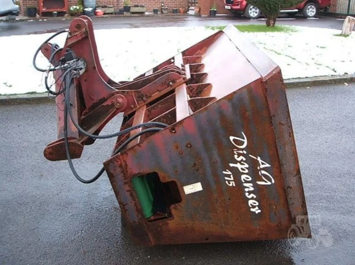 AG DISPENSER 175 - Image 1