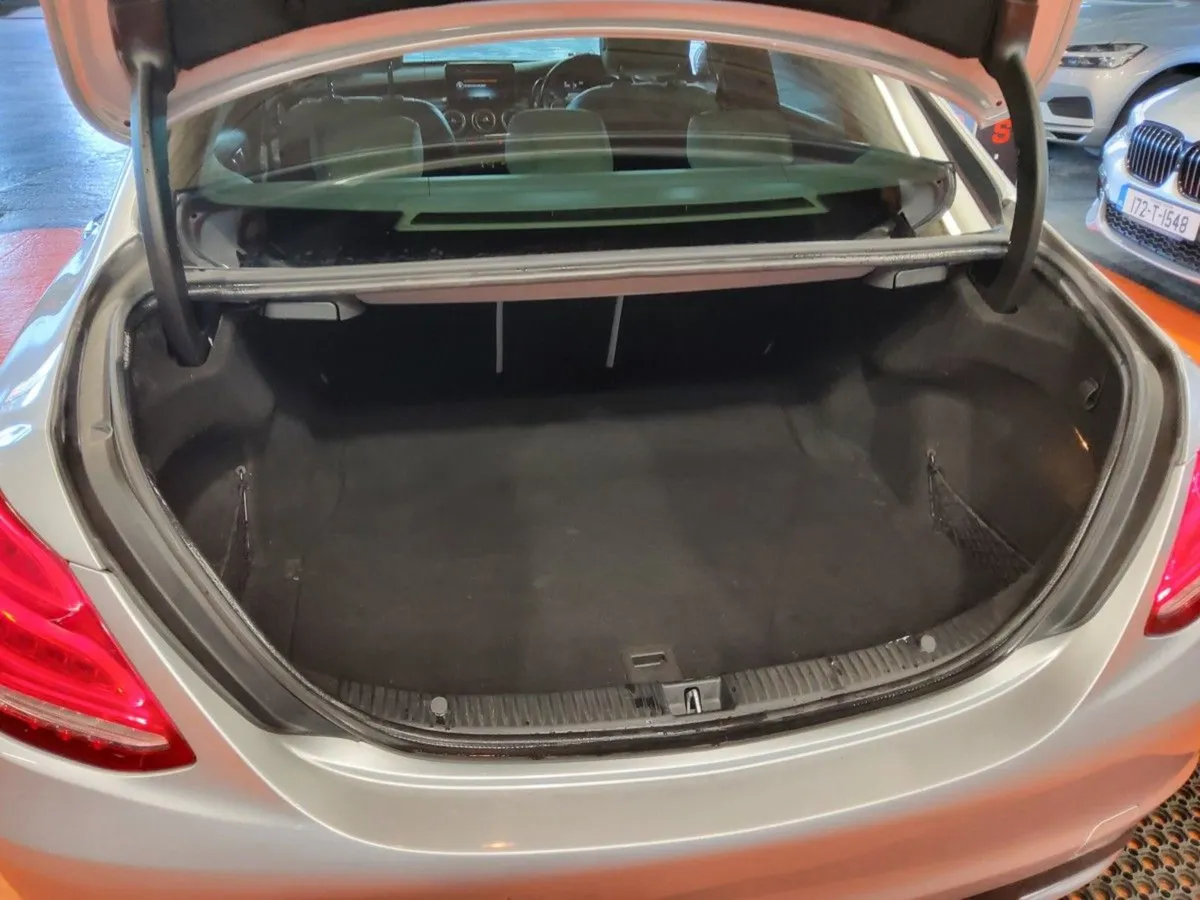 Mercedes-Benz C-Class C 300 Bluetec Hybrid A/T - Image 4