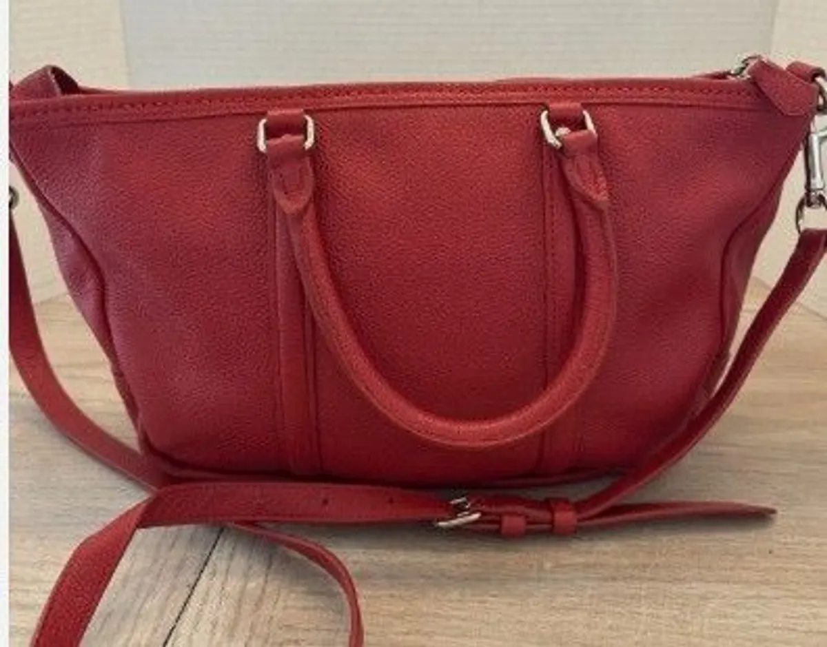 Coach Central Satchel Bag in True Red. - Image 3