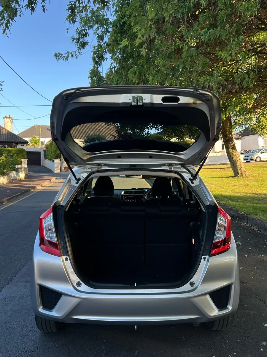 Honda Fit 2015 - Image 4
