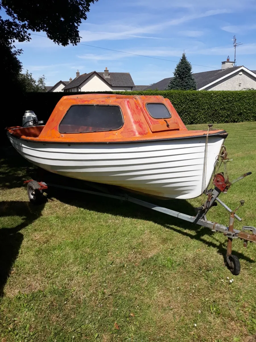angling boat - Image 1