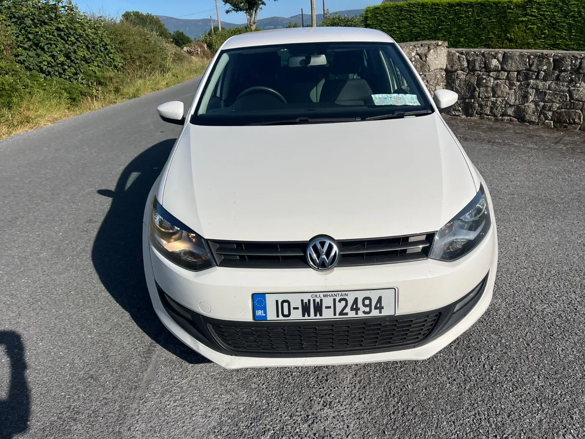 Volkswagen Polo 2010 - Image 2