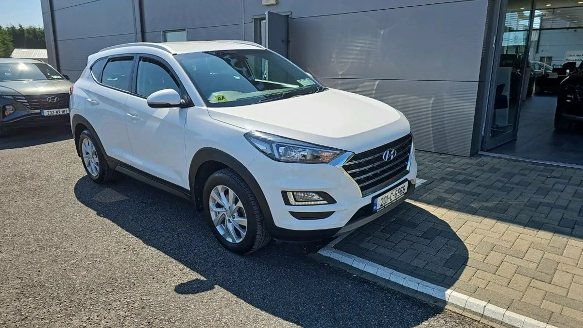Hyundai Tucson Executive Diesel - Image 1
