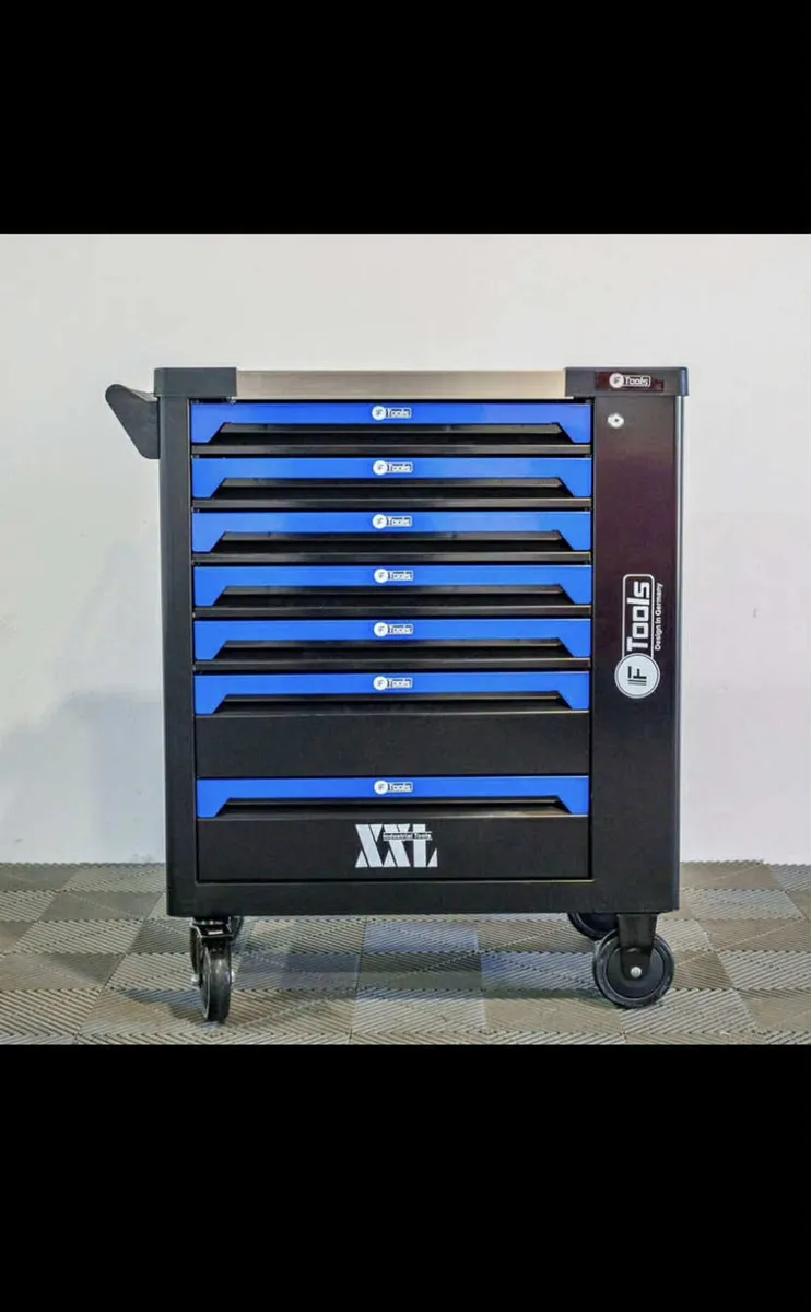 New German toolbox free delivery - Image 1