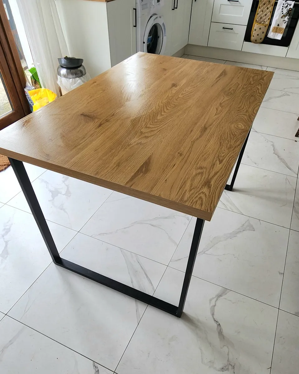 Kitchen Table and Chairs - Image 2