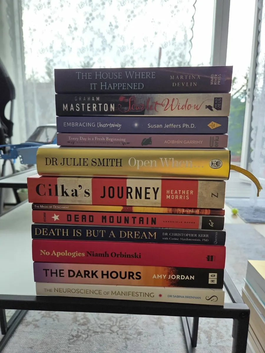 Books - Image 3