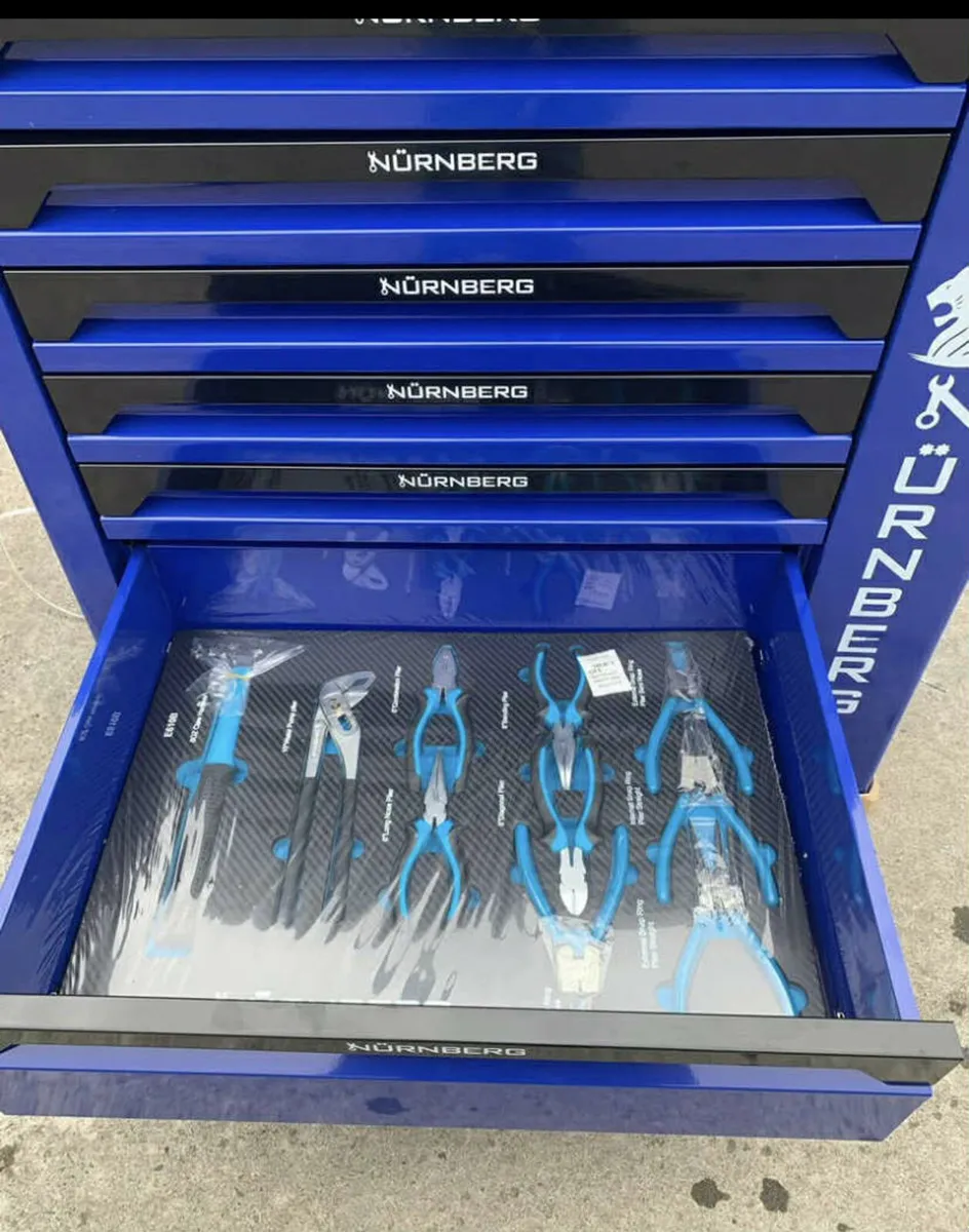 New German toolbox free delivery - Image 2