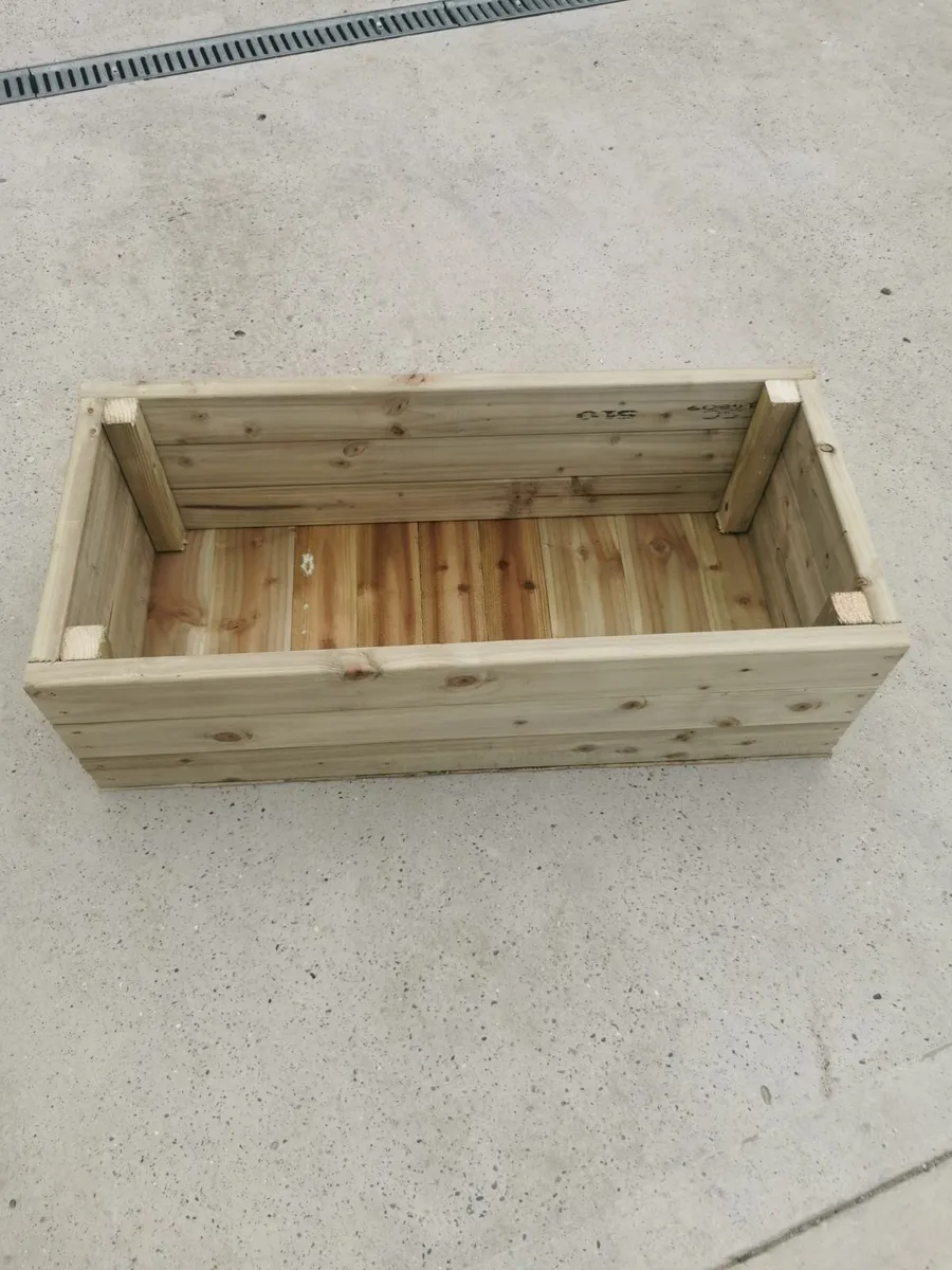 Planter box - Image 2