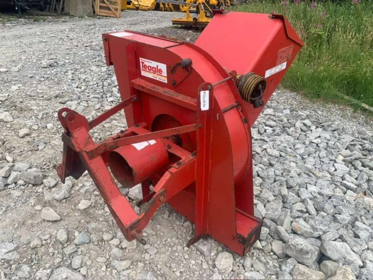 TEAGLE SMALL BALE SHREDDER - Image 1