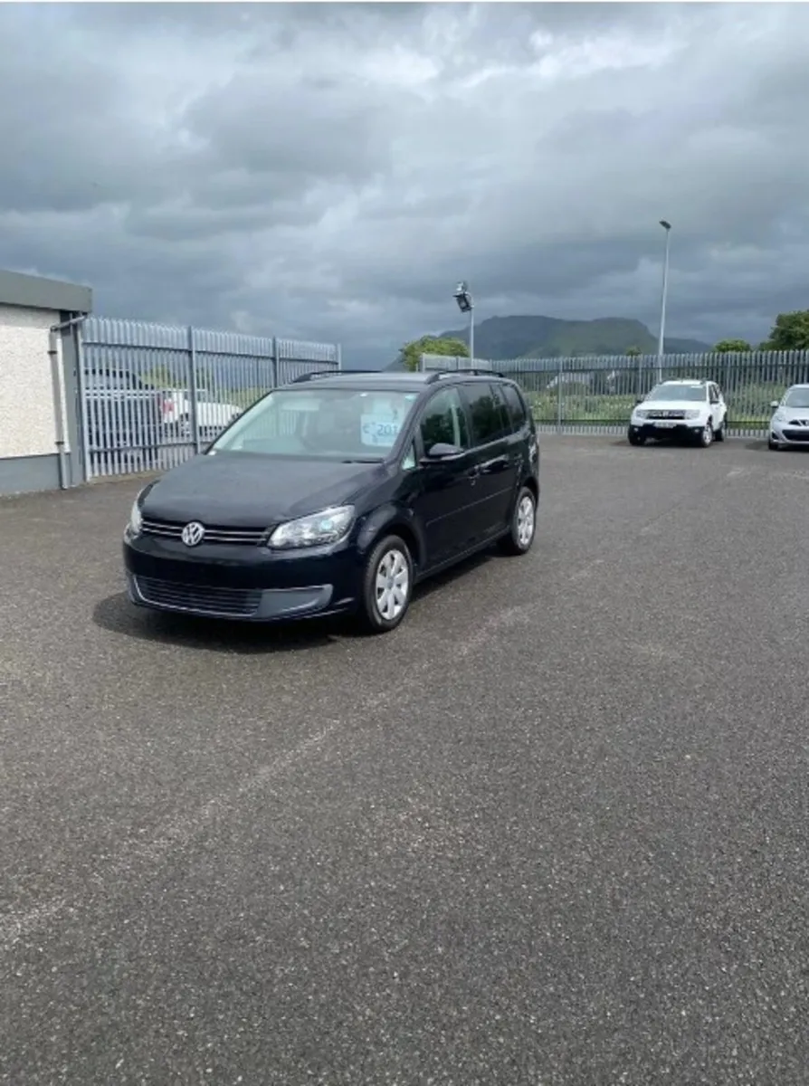 VW Touran 1.4 Petrol - Image 3