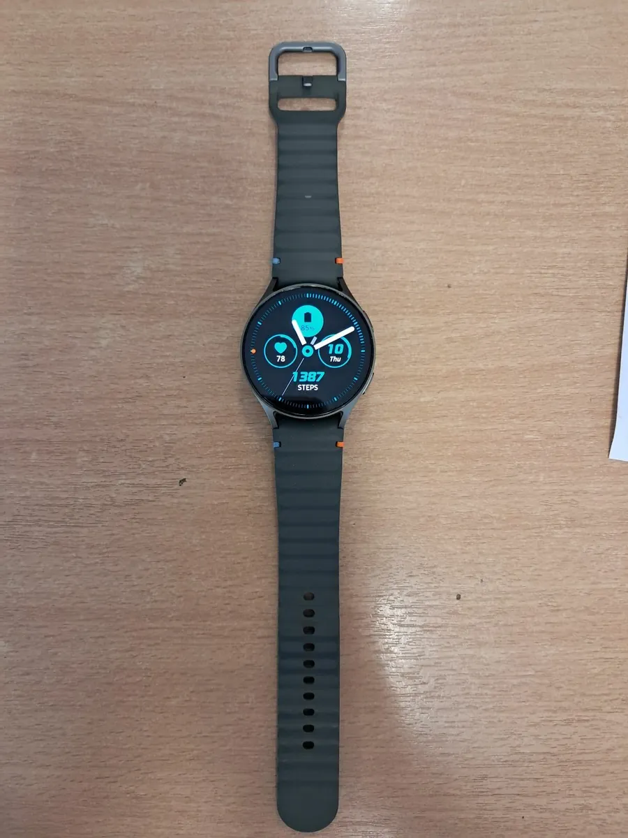 Galaxy Watch7 44mm LTE- BT - WIFI Green - Image 3