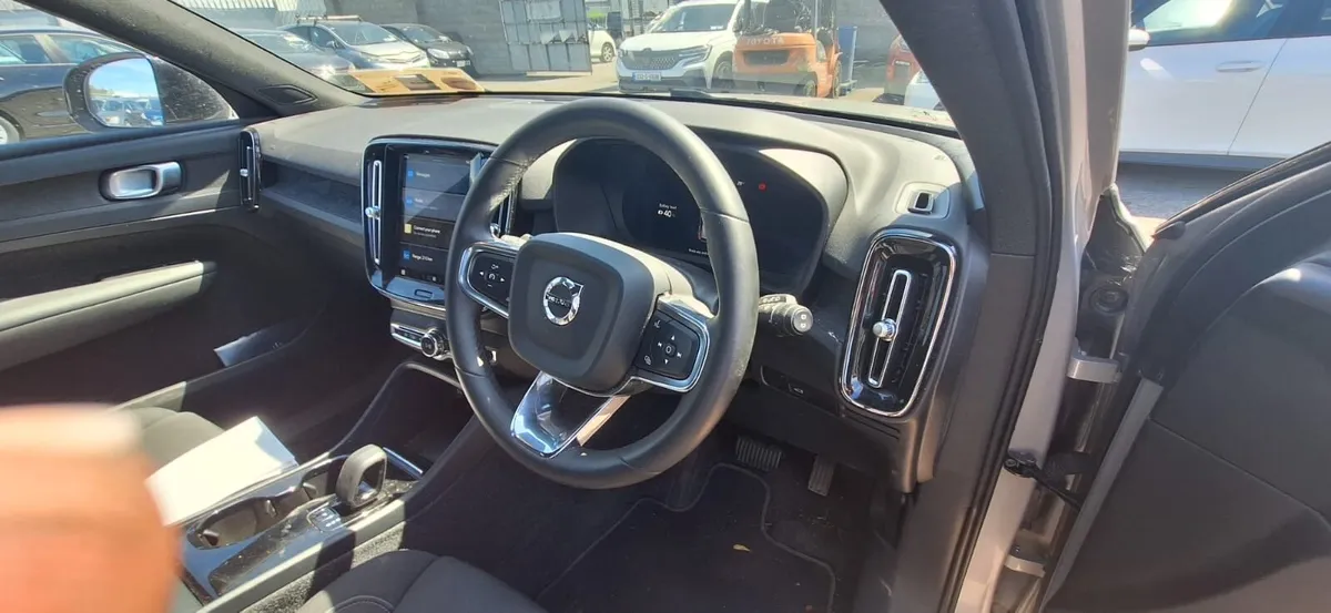 23 XC40 - Image 4