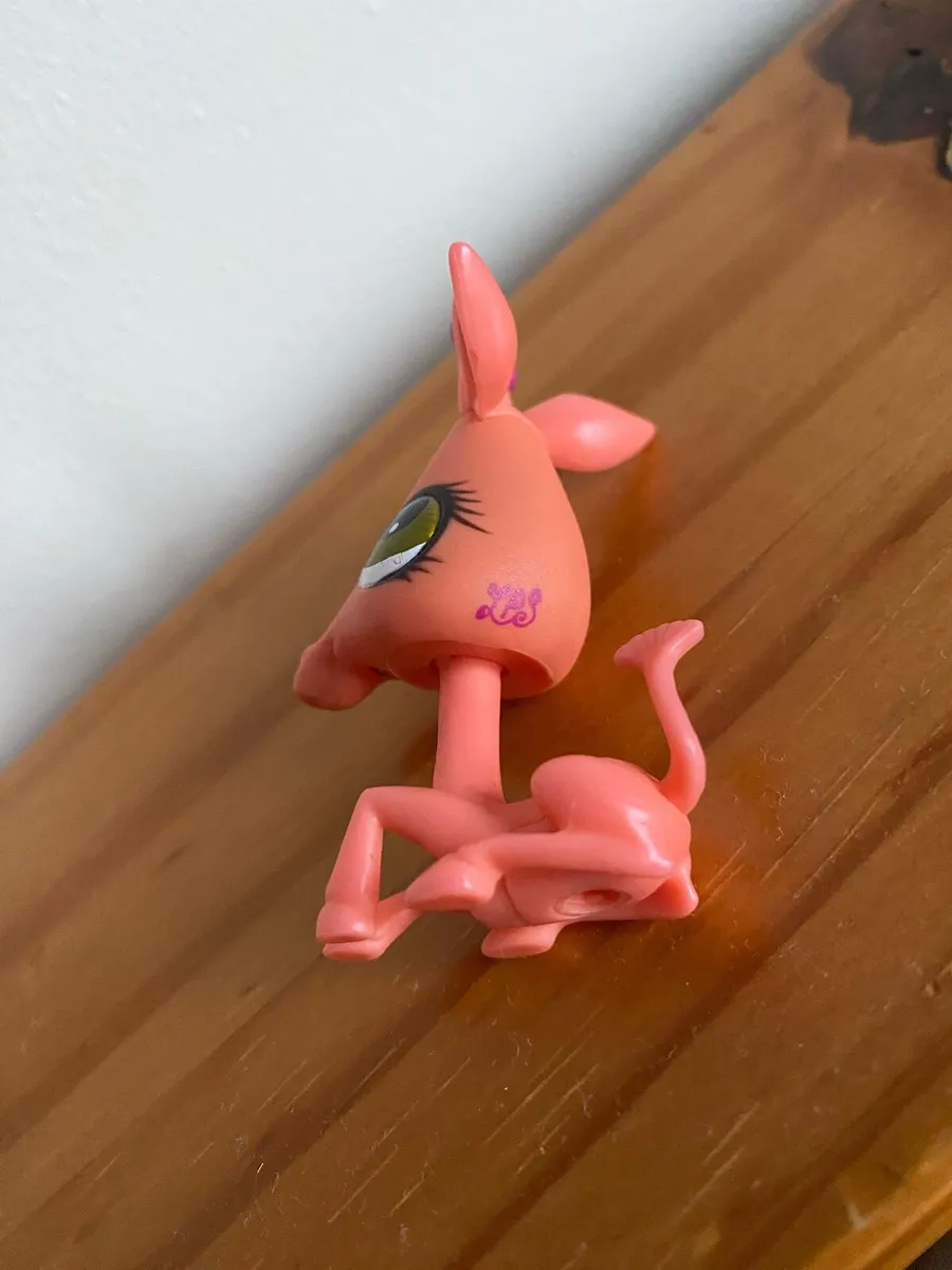 LPS Authentic Rare Littlest Pet Shop Giraffe - Image 4