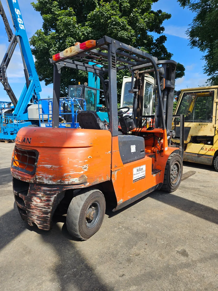 Forklift 4 Ton Diesel - Image 2