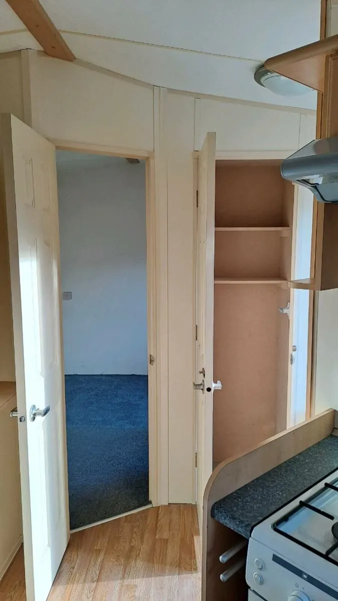 Mobile Home - Image 2