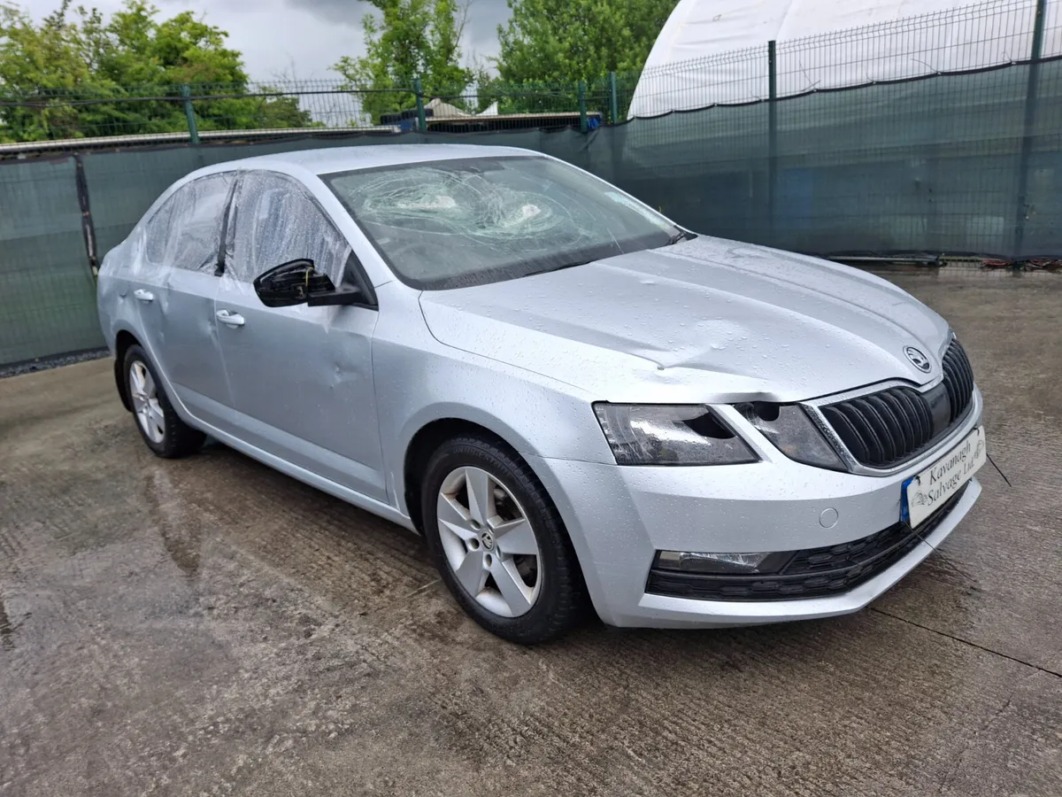 2018 Skoda Octavia Diesel Automatic - Image 3