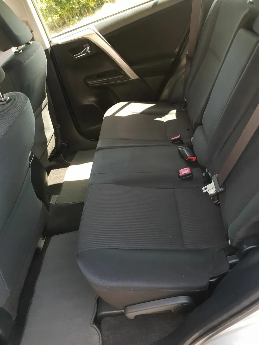 Toyota RAV4 2014 - Image 3