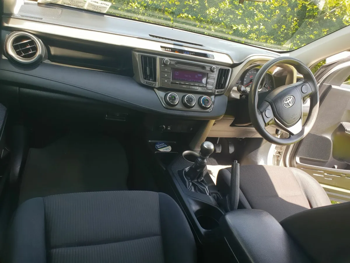 Toyota RAV4 2014 - Image 4
