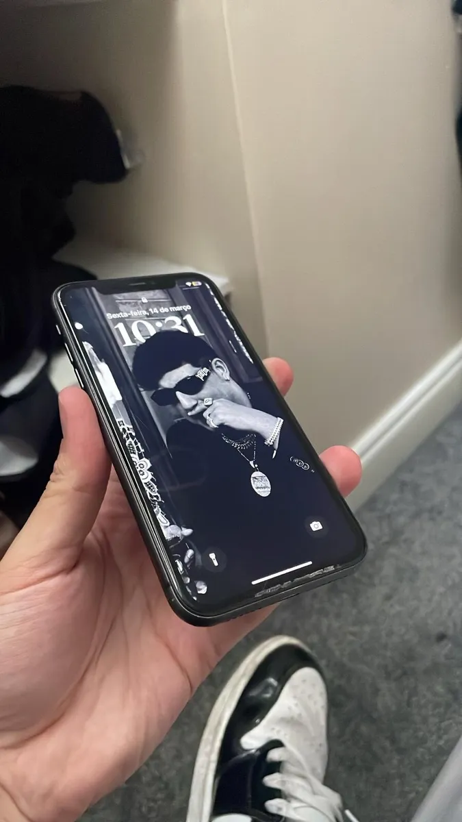 iPhone 11 128GB - Image 2